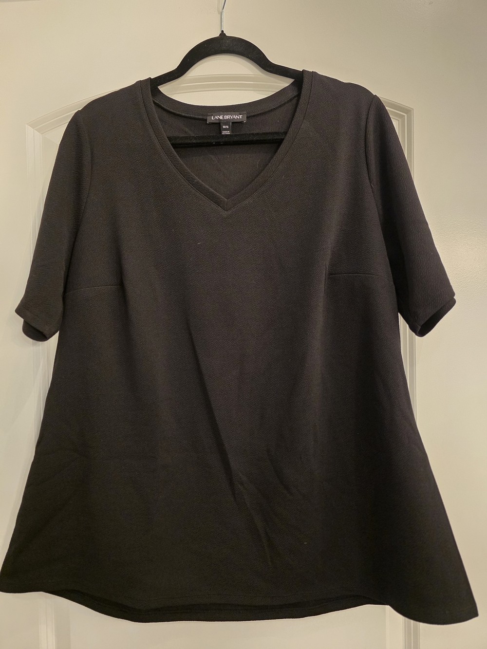 Lane Bryant Black V-Neck Short Sleeve Top